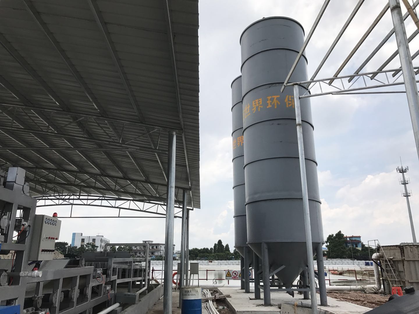 河道淤泥脫水機清理現場
